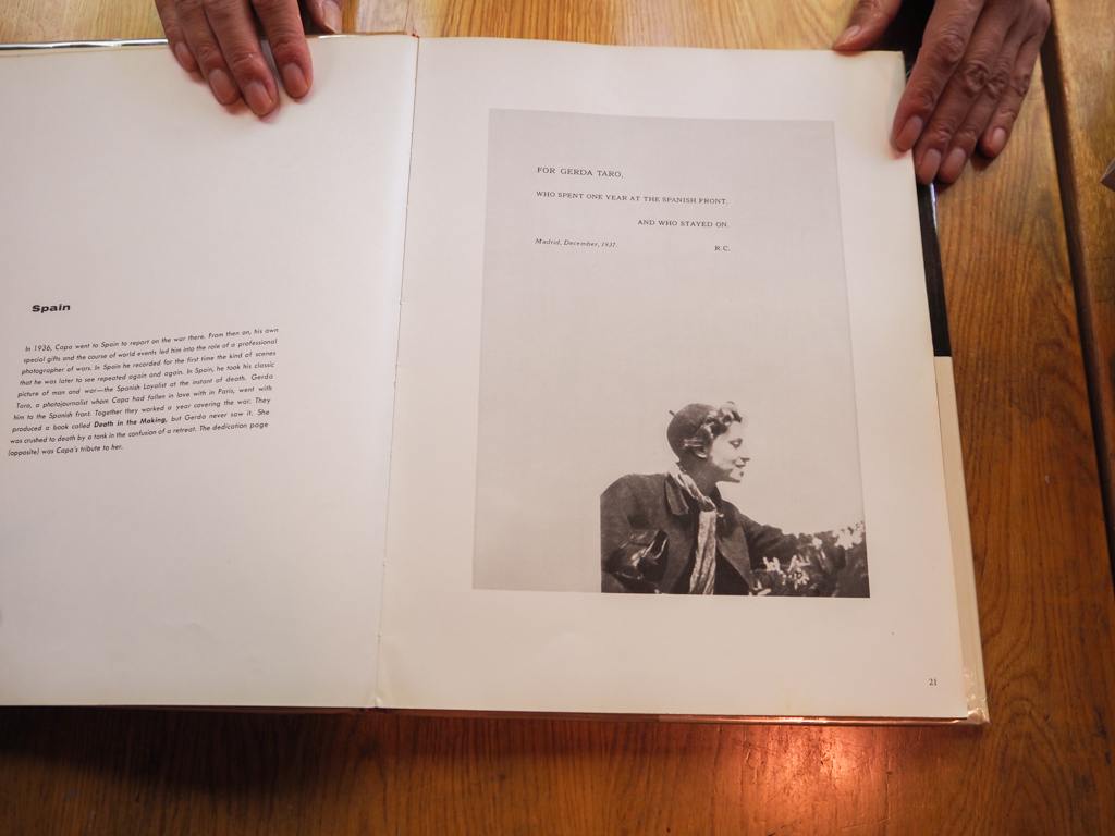 I MAGES OF WAR（1964年／Paragraphic Books）の一枚
