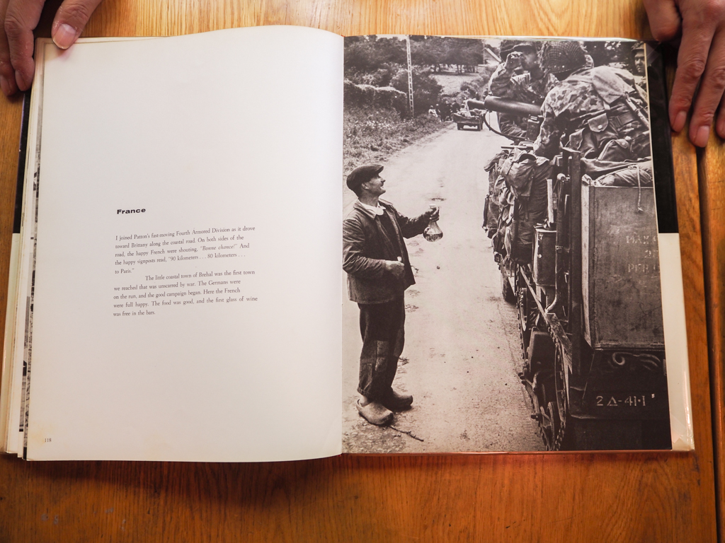 I MAGES OF WAR（1964年／Paragraphic Books）の一枚