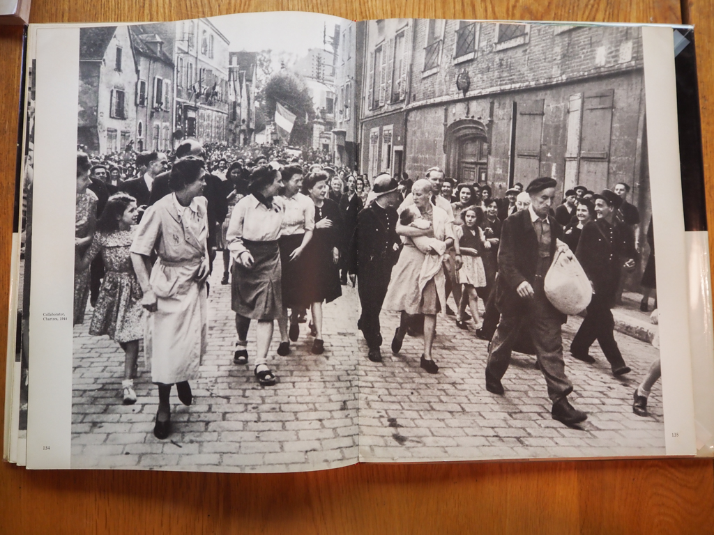 I MAGES OF WAR（1964年／Paragraphic Books）の一枚